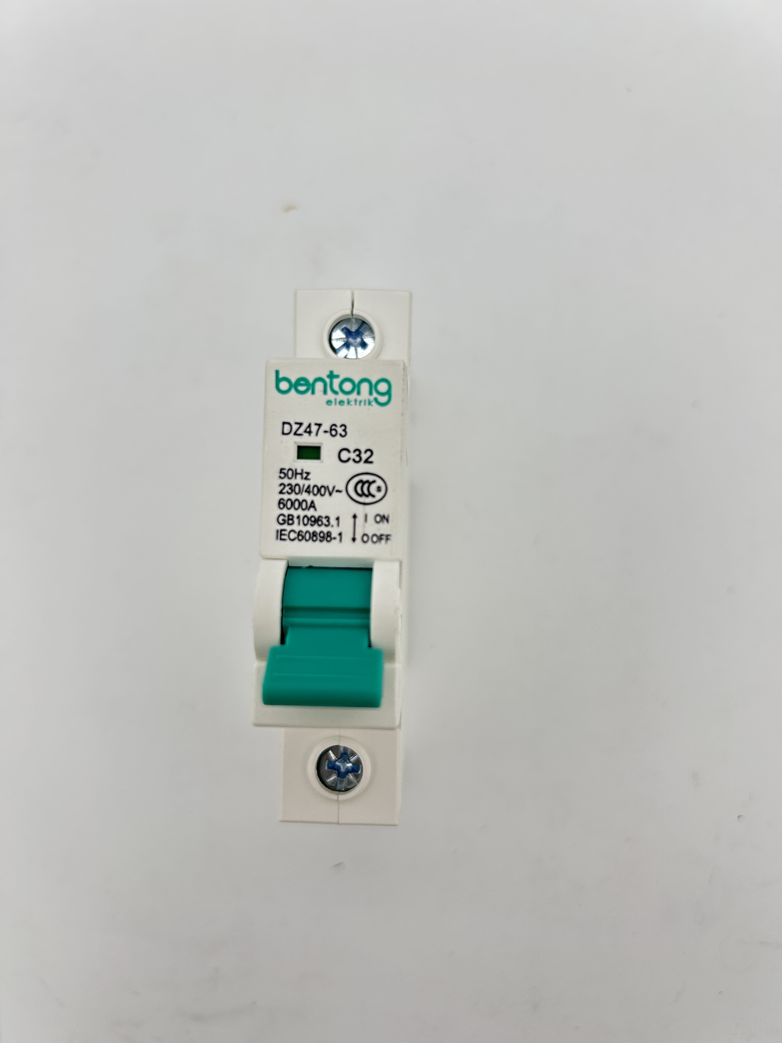 Bentong 1P miniature circuit breaker DZ47-63 - copy