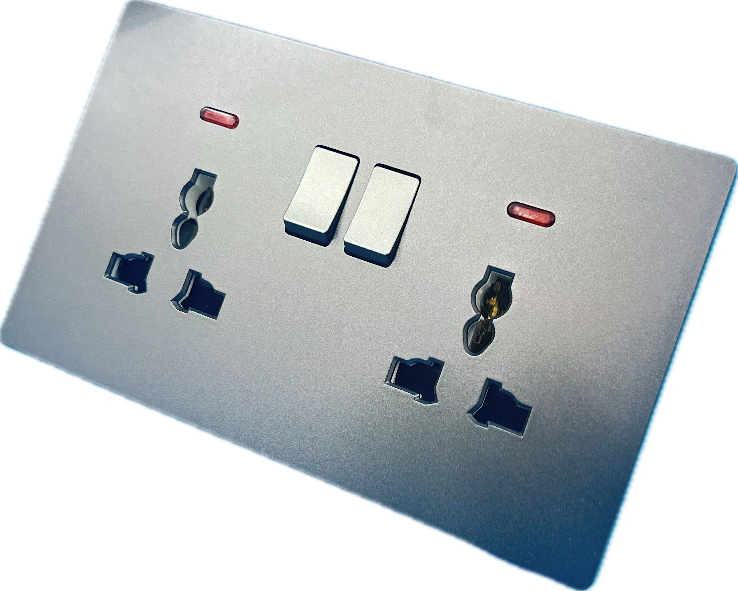 Bentong 2 gang switch multi-function socket 13A